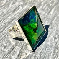 Bague en verre menthe