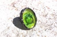 Bague ovale en verre