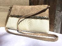 Pochette suédine taupe