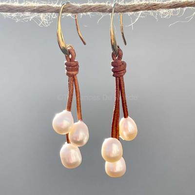 Boucles d'oreilles fantaisie Nacre