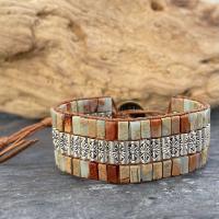 Bracelet fantaisie rouleaux de prière beige