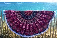 Drap de plage rond rose nuancé franges courtes